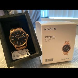 Nixon sentry watch rose gold